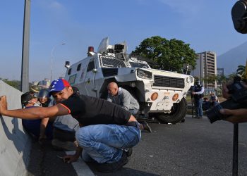 Venezuela Menghadapi Upaya Kudeta Kelompok Tentara