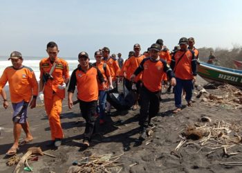 Eks Kapten Persis Solo Masih Hilang, Putrinya Ditemukan di Pantai Trisik