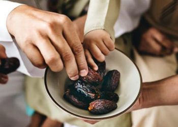 Makan Kurma Sebelum Shalat Ied