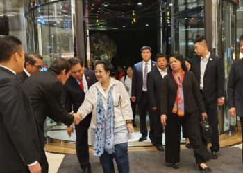 Ketua Umum PDI Megawati Kunjungi Cina