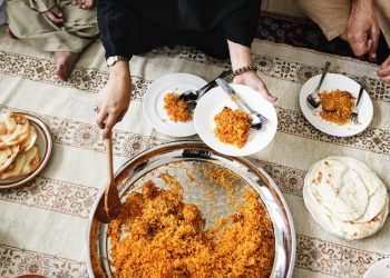 Makanan untuk Tetangga