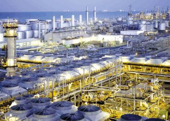 Saudi Berhasil Padamkan Instalasi Minyak Aramco yang Jadi Sasaran Houthi