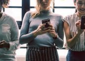 Kecanduan Smartphone