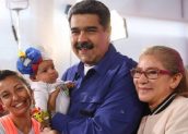 Nicolás Maduro Ingin Seluruh Perempuan Venezuela Melahirkan 6 Anak
