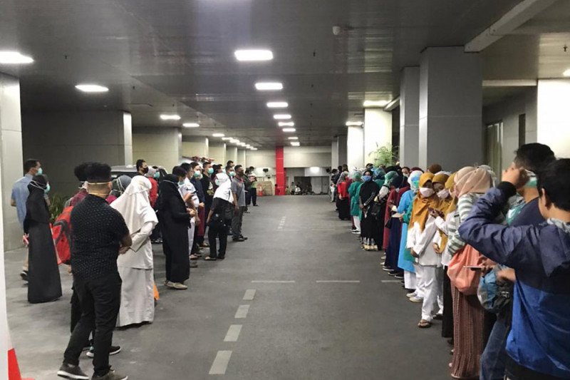 Tiga Kali Tes Swab, Seorang Dokter di Surabaya Meninggal