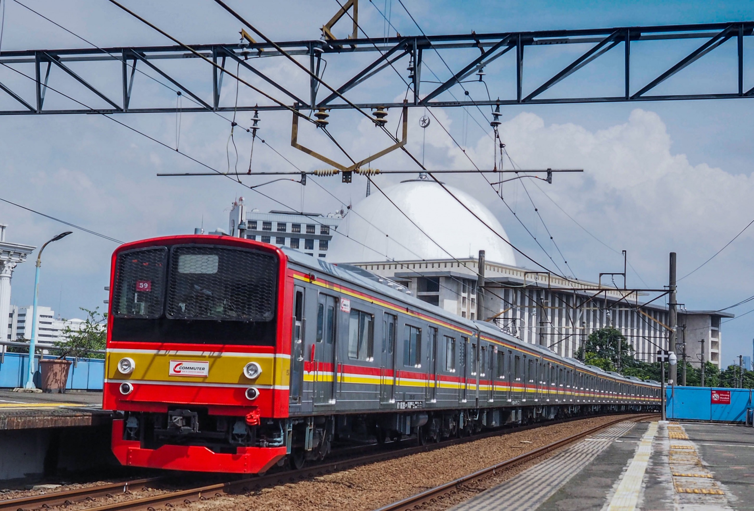 KAI Commuter Pastikan Kesiapan Penuh Jelang Libur Natal dan Tahun Baru 2026