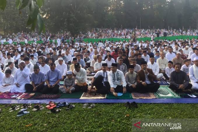 Suasanya shalat Ied