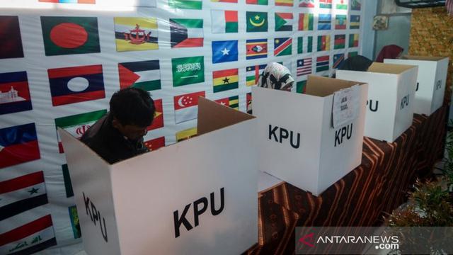Lima Anggota KPPS Solok Selatan Positif Corona