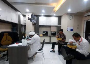 Foto-Foto Habib Rizieq Bersama Penyidik Polda Metro Jaya Viral