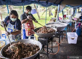 Ada 11 Dapur Umum Bantu Para Pengungsi Banjir Kalsel