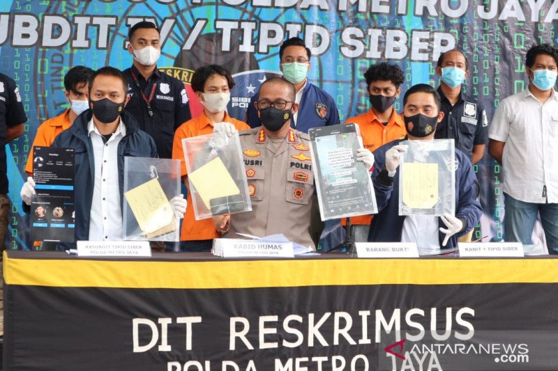 Duh, Surat PCR Palsu Mudah Didapatkan di Internet