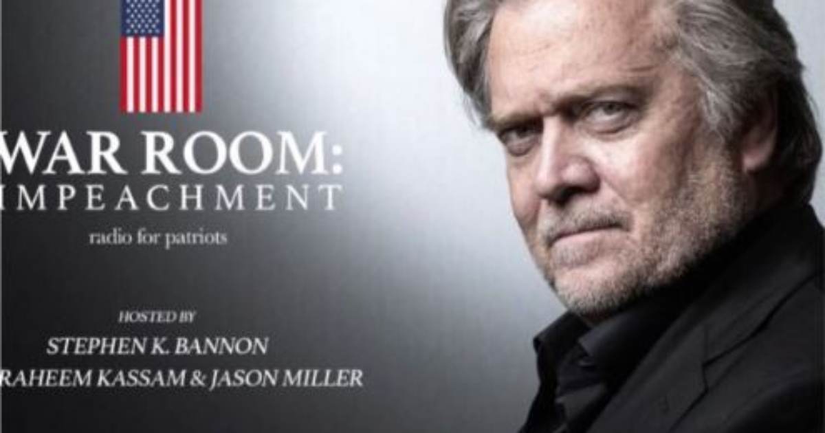 YouTube Blokir Podcast Milik Steve Bannon