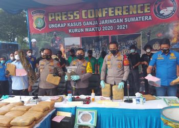 Polres Metro Jakarta Barat Sita 144,5 Ton Ganja Beserta Ladangnya