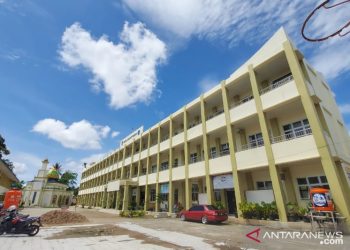 Rumah Sakit Penuh, Gedung SMP 5 Bukittinggi Tampung Pasien Covid-19