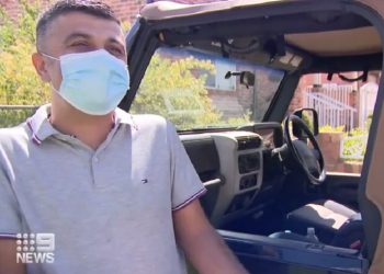 Kawanan Lebah Serbu Jeep Pria Asal Australia saat Parkir di Pusat Perbelanjaan