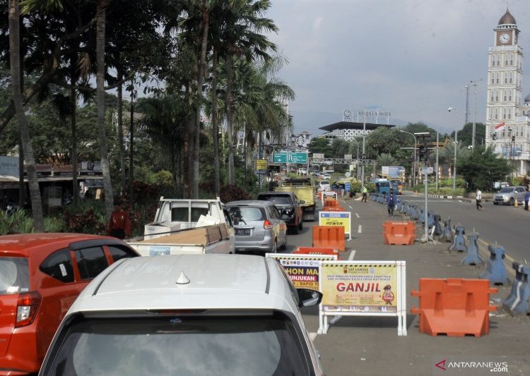 Sebanyak 39 Ribu Kendaraan Bisa Dikurangi dengan Sistem Ganjil-Genap di Jalur Puncak
