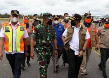 Kepala BNPB Baru Kunjungi Lima Posko Pengungsian Banjir di Kalteng