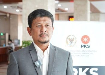 Luhut Ditunjuk Tangani Krisis Minyak Goreng, PKS: Jokowi Abaikan Good Government