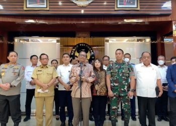 Dipimpin Mahfud MD, Tim Pencari Fakta Kanjuruhan Gali Penyebab Kerusuhan