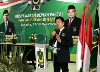 Yusril: Beri Kebebasan Presiden Menentukan Jumlah Menteri atau Membubarkan