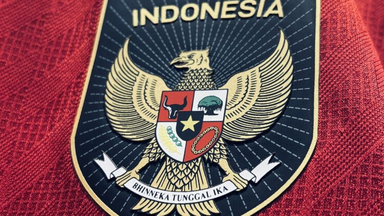 Logo Garuda di jersey timnas Indonesia. Foto: unggahan akun X @fajarrusalem.