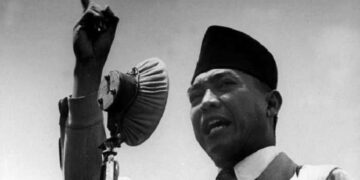 Pesan Maulid Bung Karno 1955 : Api Muhammad SAW Harus Kita Dapatkan agar Jadi Bangsa Besar
