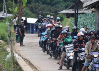 Krisis Kelas Menengah, Daya Beli Turun, Ekonomi Indonesia Terancam