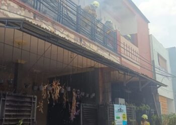 Gulkarmat Kerahkan 10 Unit Mobil Pemadam Untuk Tanggulangi di Semper