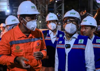 Kunjungi IMIP, Wamenaker Tekankan Pentingnya Tata Kelola dan K3 di Industri Smelter
