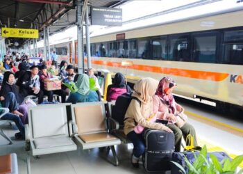 Lonjakan Pemudik di Stasiun Pasar Senen Diprediksi Mulai 22 Maret