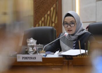 PHK Marak Menjelang Idul Fitri, Wakil Ketua DPR Tekankan Hak Pekerja Termasuk THR Harus Dipenuhi