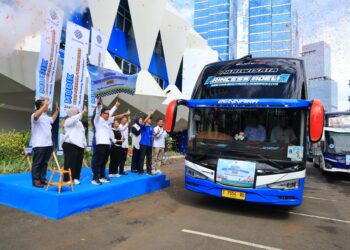 Lepas Mudik Gratis, Wamenaker Dorong Pekerja Jaga Semangat dan Produktivitas