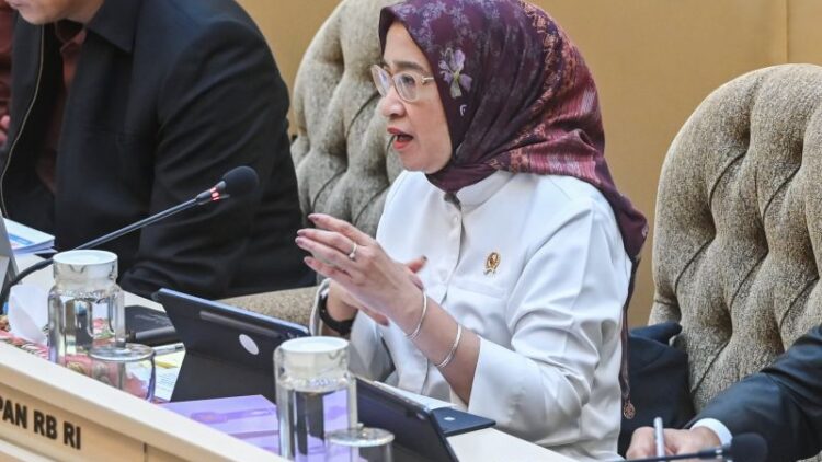 Menteri PAN-RB Klarifikasi Kebijakan FWA ASN Bukan Berarti Kerja Dari Mana Saja