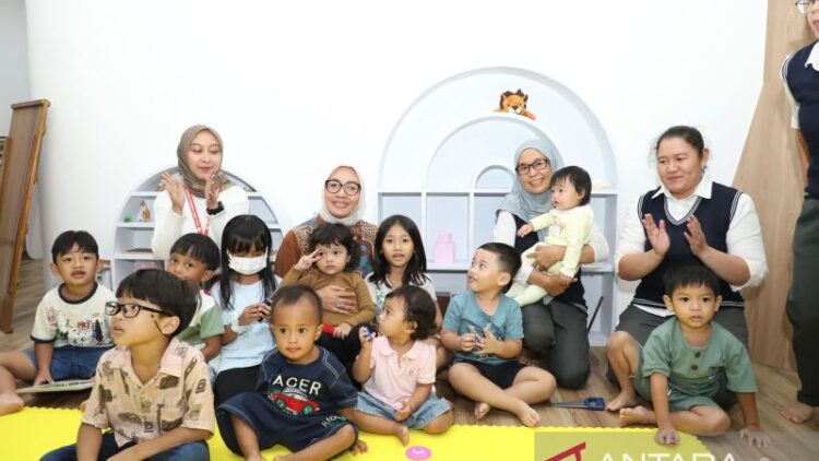 Menteri PPPA Dorong Daycare di Tempat Kerja Demi Produktivitas dan Kesejahteraan Pekerja Perempuan