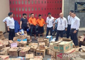 Polisi Tangkap Dua Pelaku Penjual Produk Kedaluwarsa di Tangsel, Modus Terungkap