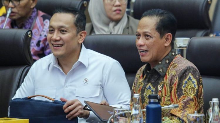 KLH Siapkan Kajian RUU Perubahan Iklim dan Sampah