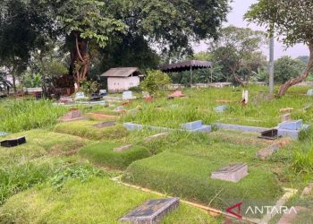 Lahan Penuh, TPU Kebagusan Terapkan Sistem Tumpang Hingga Tiga Jenazah