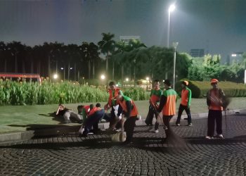 26,43 Ton Sampah Diangkut Usai Reuni Akbar 212 di Monas