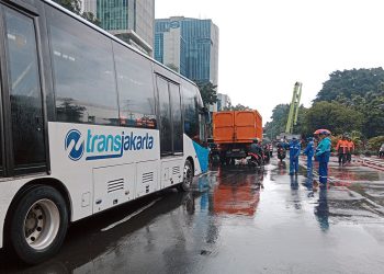 Hujan Lebat dan Genangan Air, 28 Rute Transjakarta Alami Penyesuaian Operasional