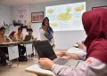 SE Mendikdasmen Bawa Angin Segar, Gaji Guru Non-ASN di Daerah Kini Lebih Pasti